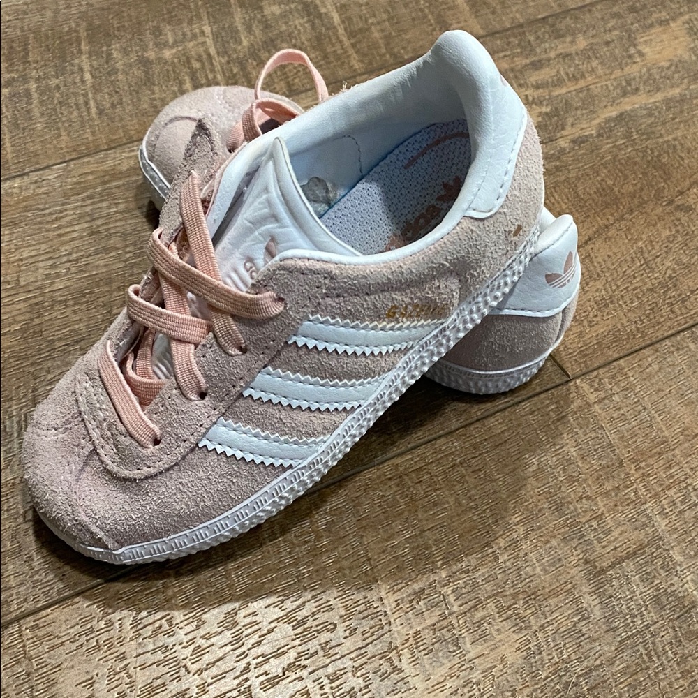 Adidas toddler  Pink and White Gazelle 8t